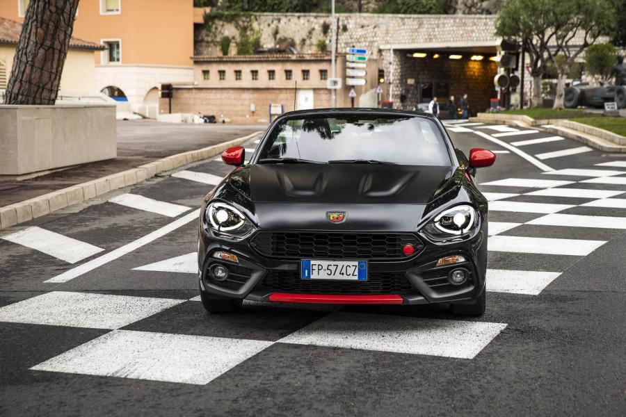  Abarth 124 Spider 70esimo Anniversario (348) 2019 года  (фото 7 из 16)